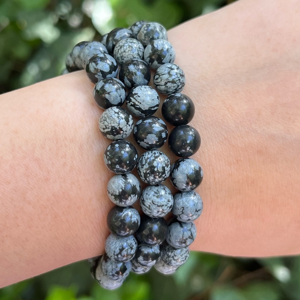 8mm snow‎ flake obsidian bracelet
